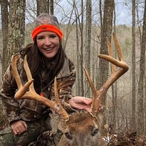 Meet your Posher, Caroline